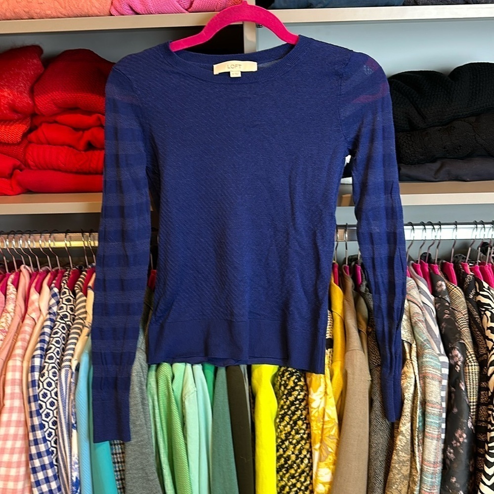 Loft thin blue long sleeve sweater size XS